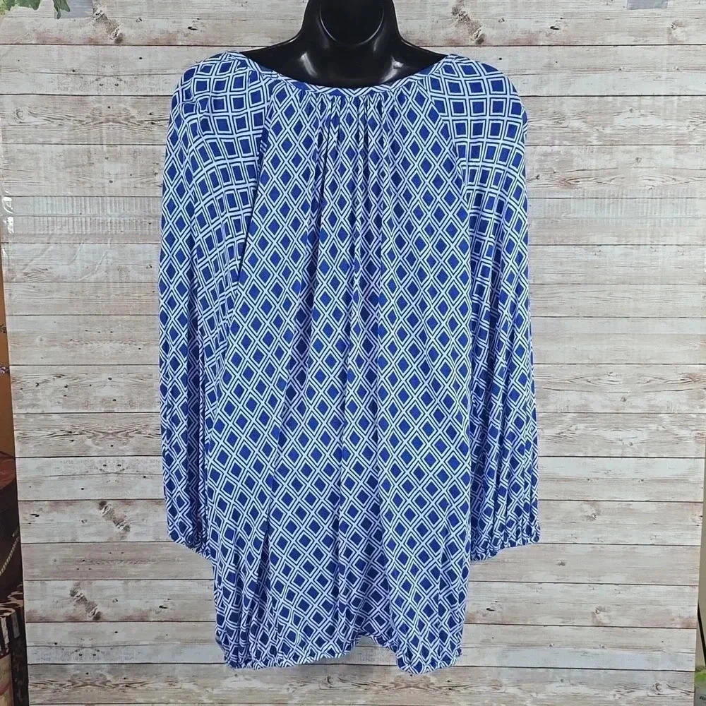 Michael Kors | Top | Soft Fabric | Blue | Size M | Long Sleeves - Picture 4 of 6